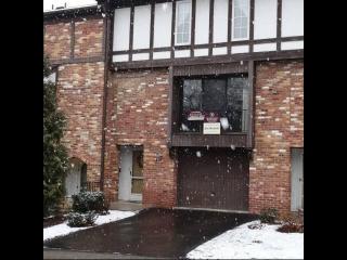 238 Queensberry Ct, Pittsburgh, PA 15237-3335