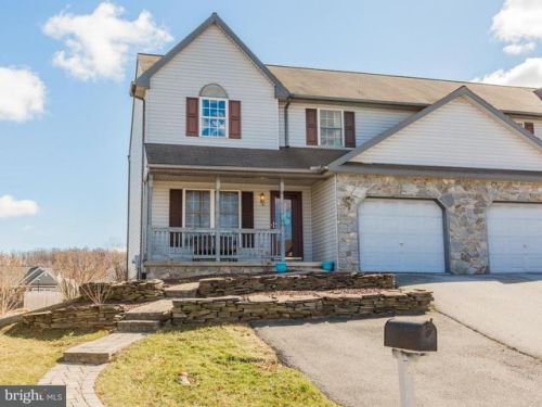 1270 Church St, Beartown, PA 17555-9393