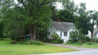 237 Hetcheltown Rd, Schenectady, NY 12302-5862