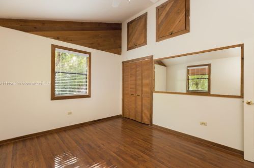 243 Buttonwood Shores Dr, Key Largo FL  33037-2442 exterior