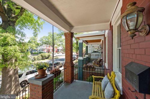 121 Rhode Island Ave, Washington, DC 20001-1672