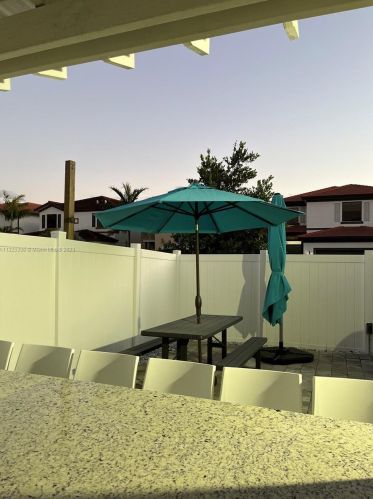 10307 34th Ct, Hialeah FL  33018-1879 exterior