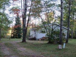 3260 Candy Ln, Woodboro, WI 54501-8569