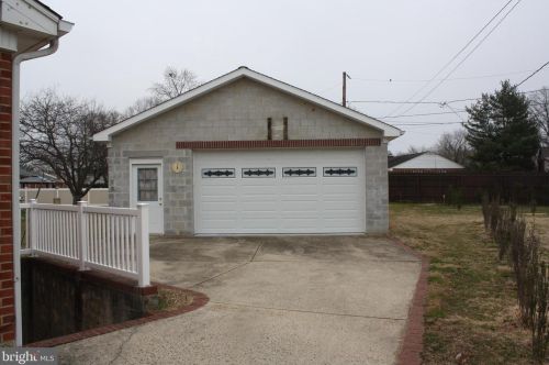 140 Casimir Dr, New Castle, DE 19720-4521