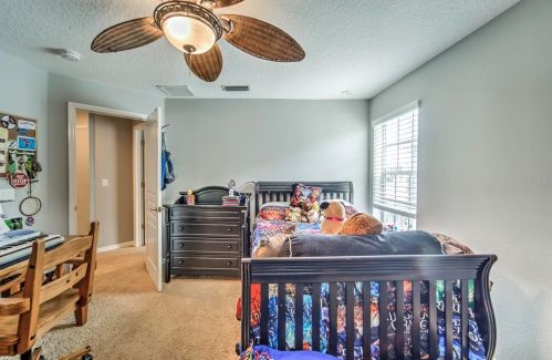 413 Islebay Dr, Ruskin FL  33572-3332 exterior