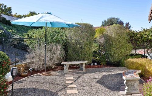 16670 Bernardo Oaks Dr, San Diego CA  92128-2837 exterior