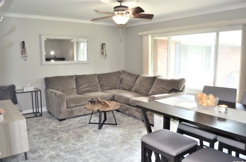 131 Edmunton Dr, Babylon, NY 11703-5213