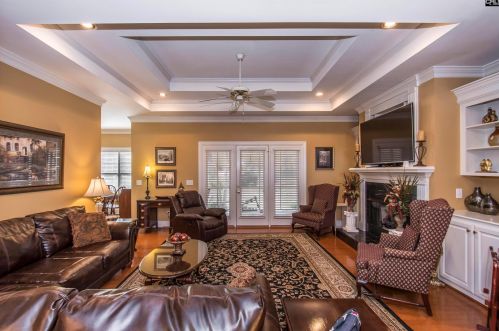 140 Clubhouse Dr, Cayce-West Columbia SC 29172-2584 exterior