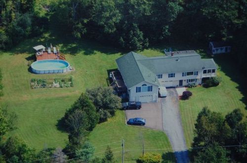 3825 Silver St, Mechanicsburg, VT 05461-9480