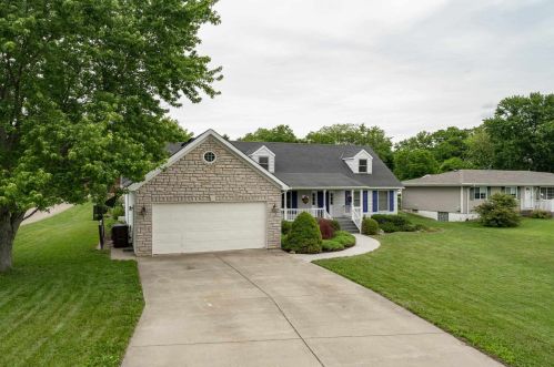 3949 Thomas Dr, Covington KY  41018-2916 exterior