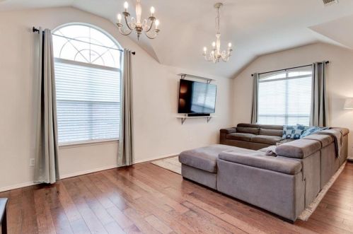 9020 Wheatfield Trl, Fort Worth TX  76179-8154 exterior