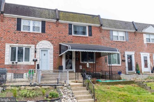 1028 Academy Ave, Manor, PA 19036-1214