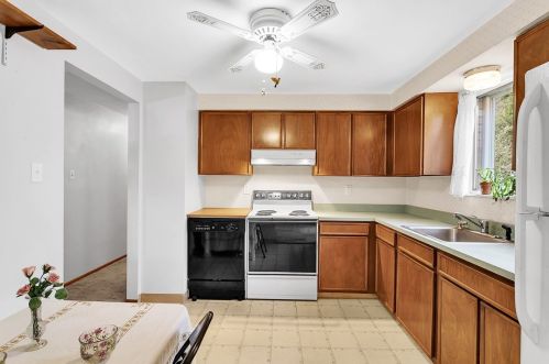 118 Jay Dr, Verona, PA 15147-2722