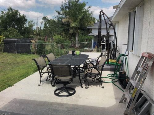 1209 Damen St, Lehigh Acres FL 33974-4792 exterior