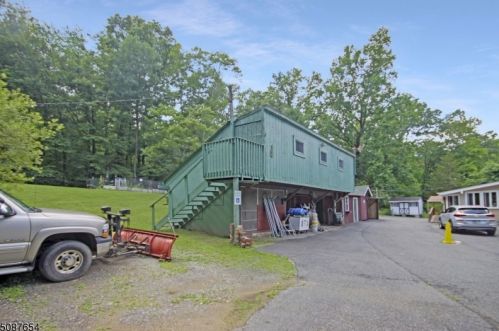 131 Mount Pisgah Ave, Oxford NJ  07863-3070 exterior