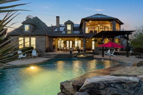 2155 Edmonson Dr, Allen TX  75002-1400 exterior