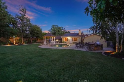 3367 Weatherford Ct, Simi Valley CA  93063-1328 exterior