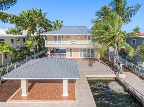 632 Island Dr, Key Largo FL  33037-4808 exterior