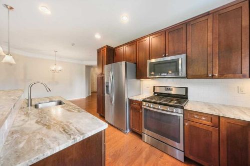 2004 Bennington Dr, Fishkill NY exterior