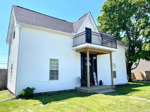 1023 Washington Ave, Washington Court House OH  43160-2057 exterior