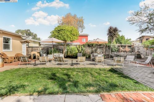 2708 Humboldt Ave, Oakland CA  94602-3635 exterior