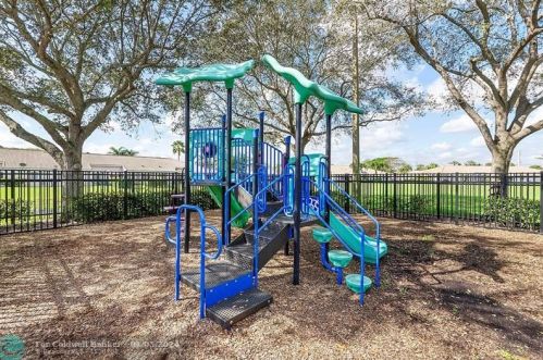 11901 20th St, Hollywood FL  33025-5616 exterior