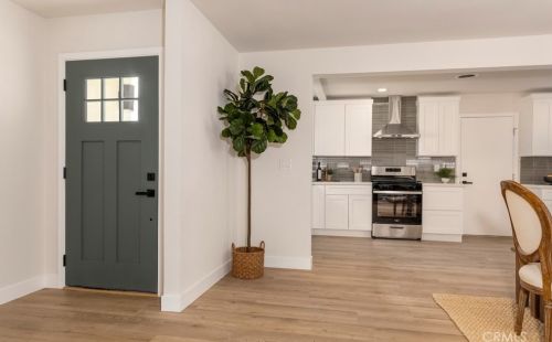 8935 Patrero St, Riverside CA  92503-2732 exterior