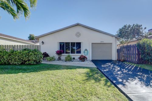 5136 Mirror Lakes Blvd, Boynton Beach, FL 33472-1212