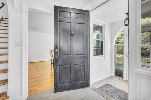 588 Lincoln St, New Britain CT  06052-1820 exterior