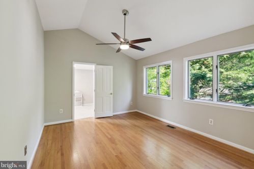 444 Great Falls St, Falls Church VA  22046-2608 exterior