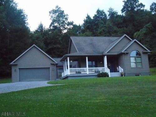 371 Lyle Ln, Coalport, PA 16627-9438