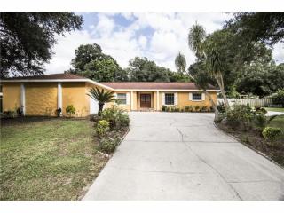 2503 Brucken Rd, Brandon, FL 33511-6612