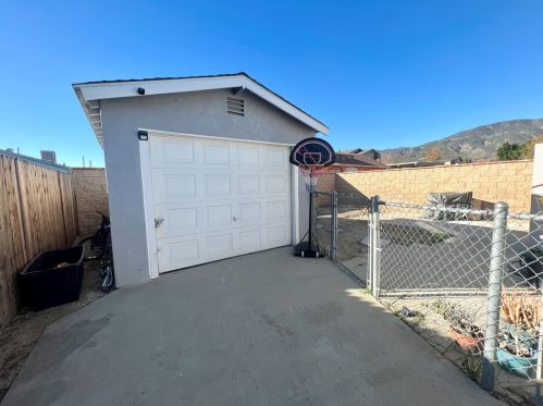 4268 3rd Ave, San Bernardino CA  92407-3002 exterior