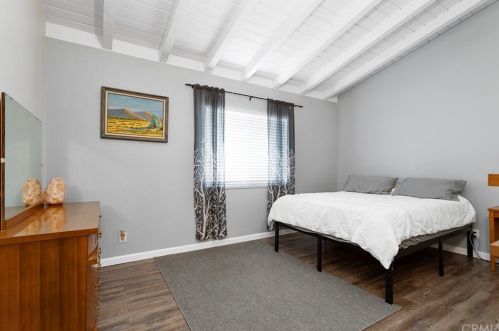 342 Santo Dr, San Jacinto CA  92583-4718 exterior