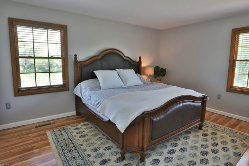 7 Pinewood Ln, Washington NJ  07882-4012 exterior