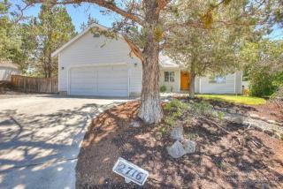 2716 Purcell Blvd, Bend, OR 97701-6314