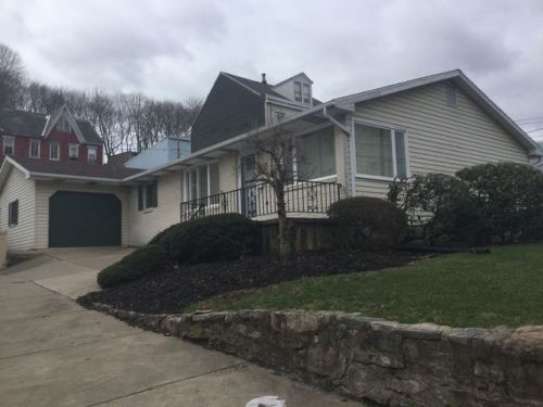 24 7th St, Ashland, PA 17921-1947