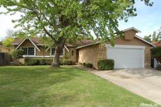 8217 Lake Forest Dr, Sacramento, CA 95826-2957