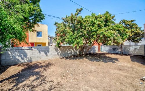 4567 120th St, Hawthorne CA  90250-2965 exterior