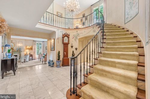 71 Tunbridge Rd, Haverford PA  19041-1038 exterior