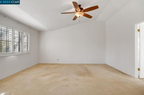 9456 Fairlight Ct, Elk Grove CA  95758-1031 exterior