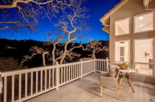 21461 Saratoga Hills Rd, Saratoga CA  95070-5377 exterior