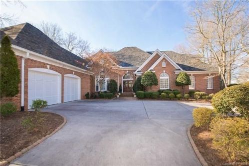 5409 Old Course Dr, Charlotte, NC 28277-1307