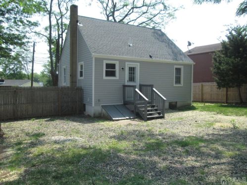1145 Rahway Ave, Avenel, NJ 07001-2116