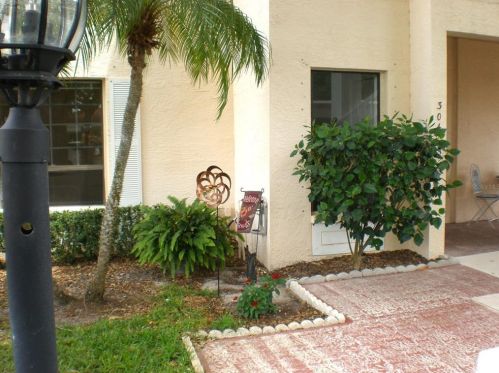 304 Kelsey Way, Ruskin, FL 33573-6133