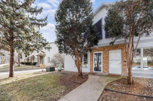 725 Thompson Dr, Madison, WI 53704-7836