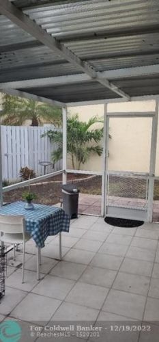 17811 11th Ct, Hollywood FL 33029-4412 exterior