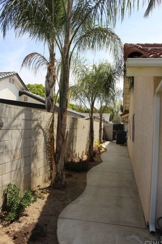 13904 Las Entradas, Bakersfield CA 93314-4209 exterior