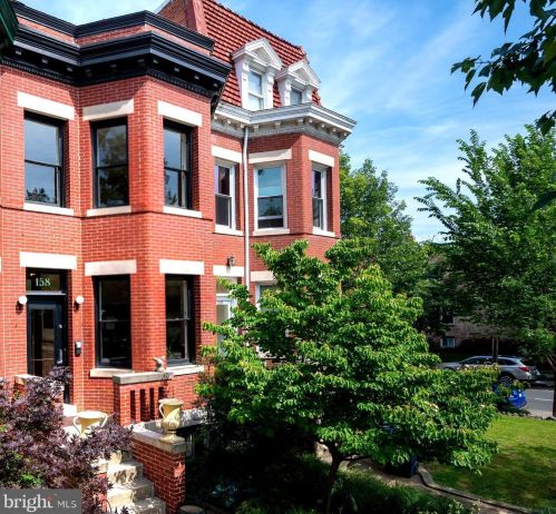 158 12th St, Washington, DC 20003-1413