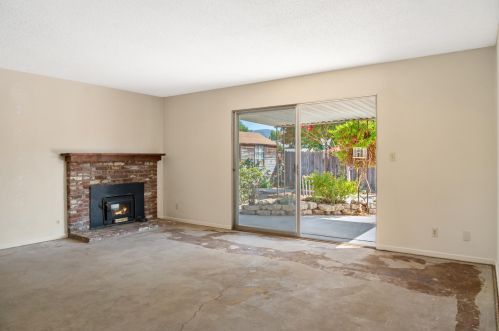 1674 Juniper Ave, Solvang CA  93463-2828 exterior